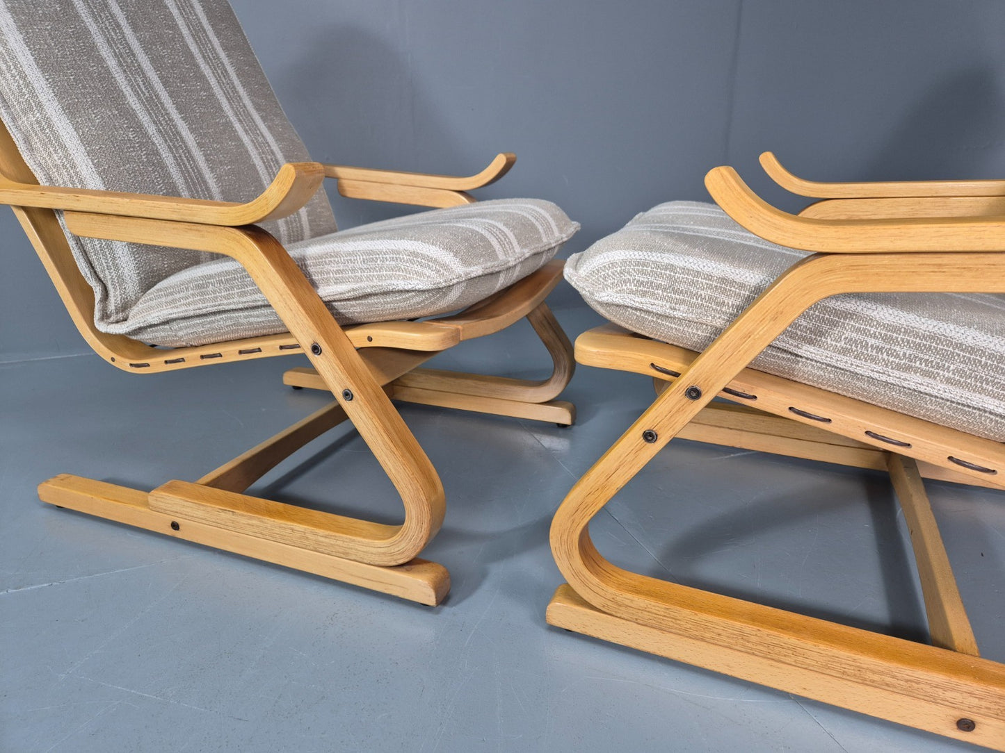 2 Mid Century Lounge Chairs New Upholstery Bentwood Vintage Danish EB10317 MBEN12