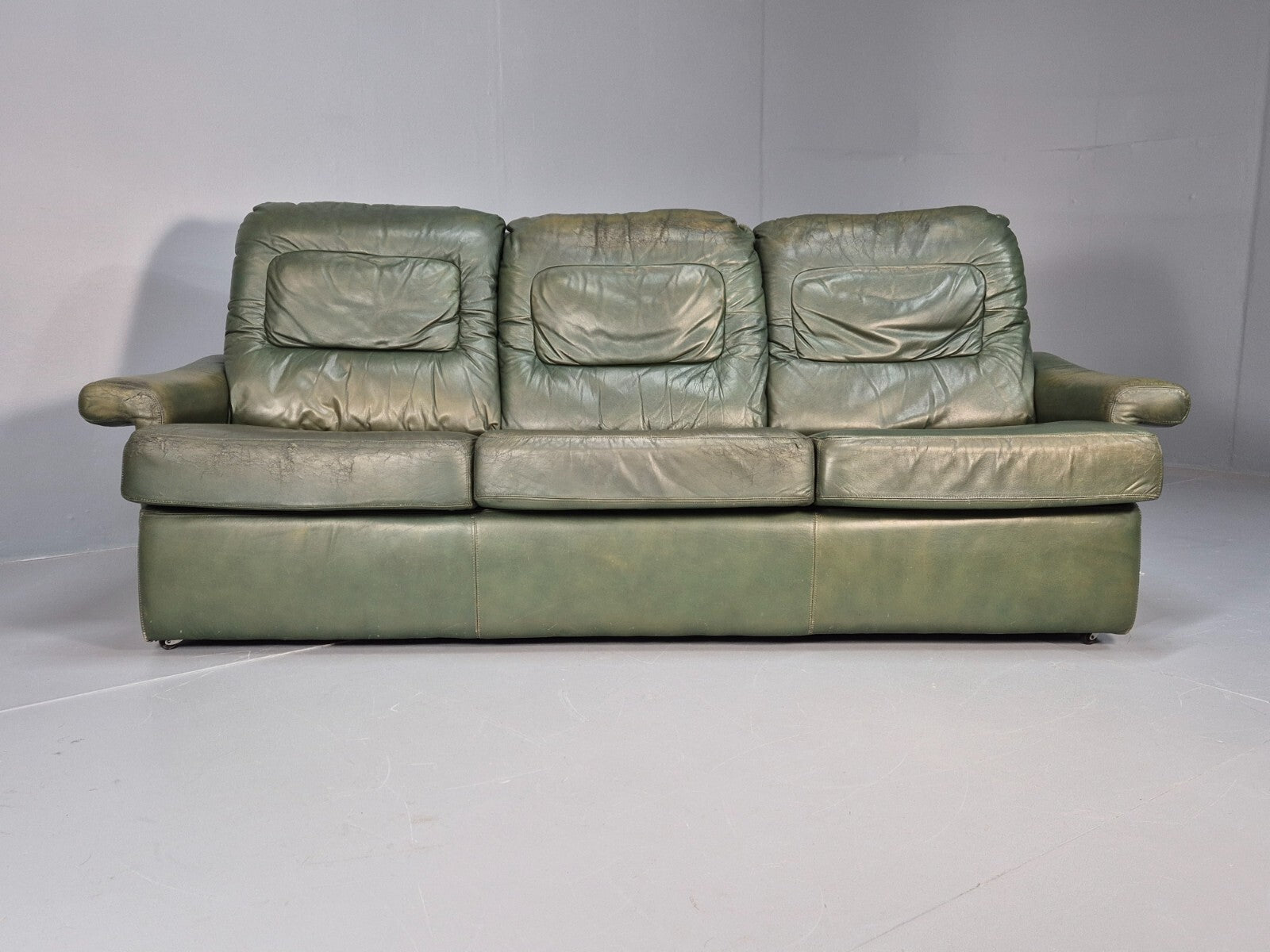 Vintage Green Leather Sofa 1970s Harrods Retro MCM EB9475 M3SS - UKDK FURNITURE