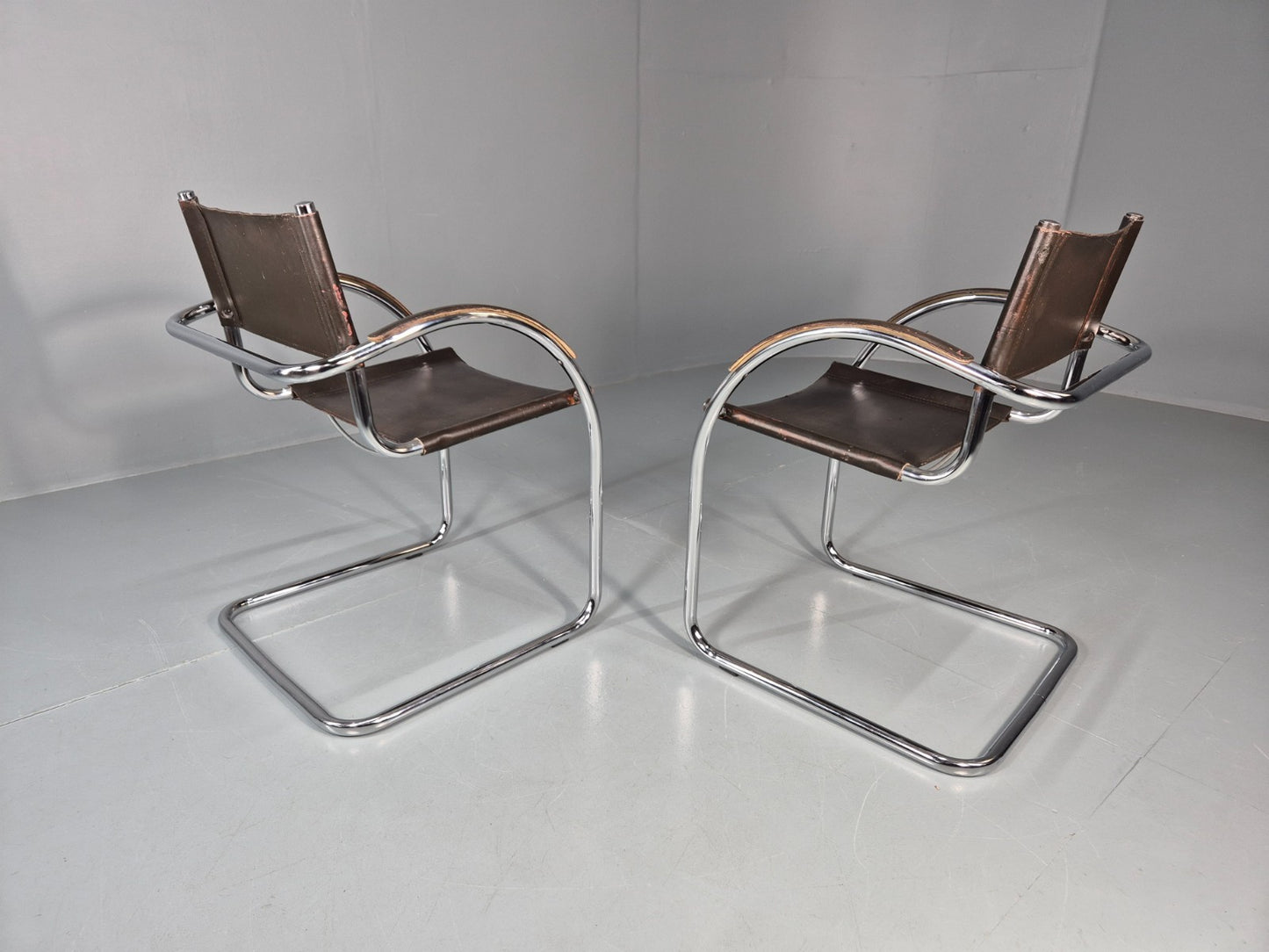 2 Bauhaus Style 1980s Chairs Leather and Chrome Retro Art Deco EB10980 MNOR12
