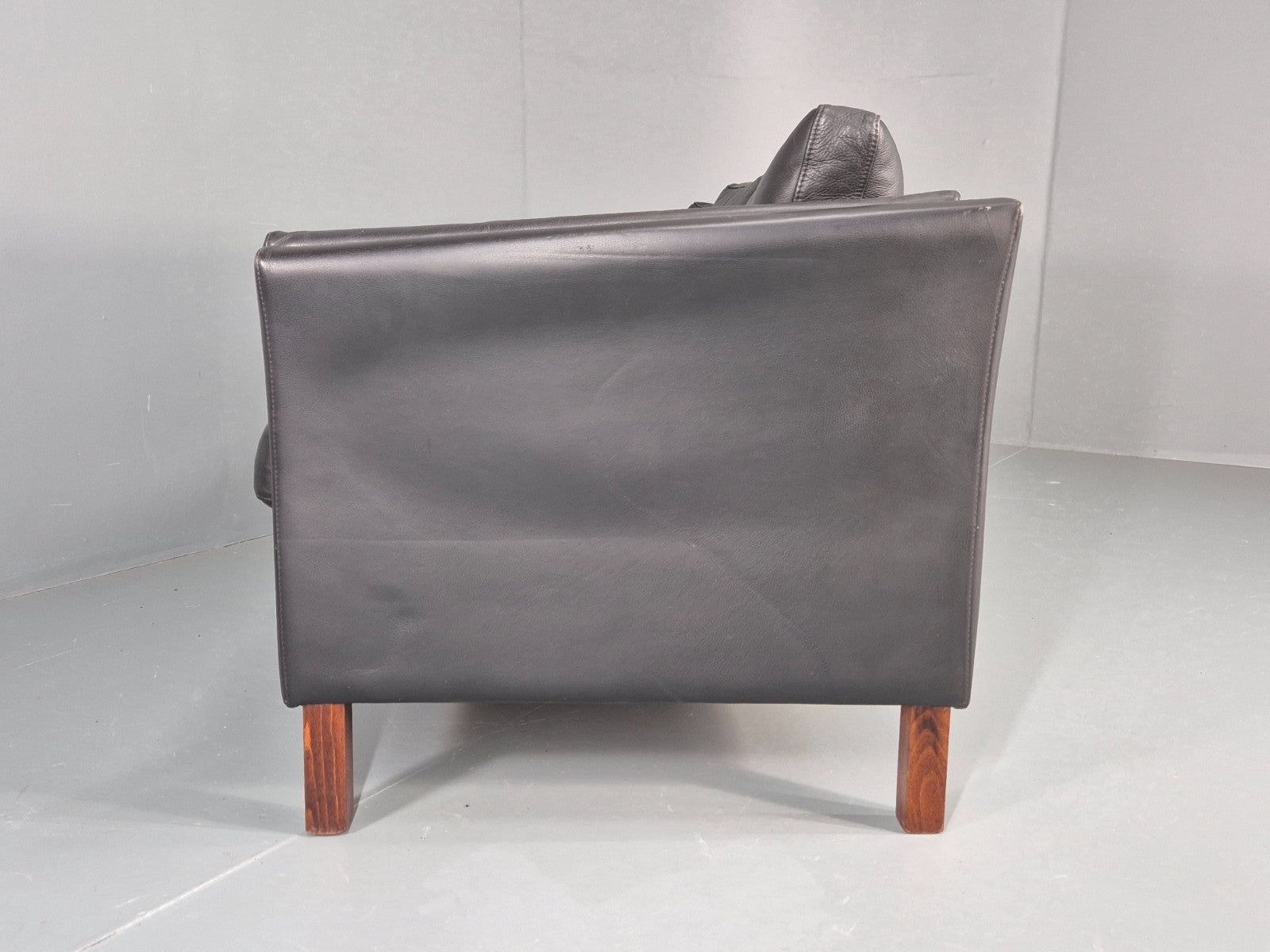 Vintage 3 Seat Sofa Danish Black Leather Mid Century Retro Design EB10481 M3SS18
