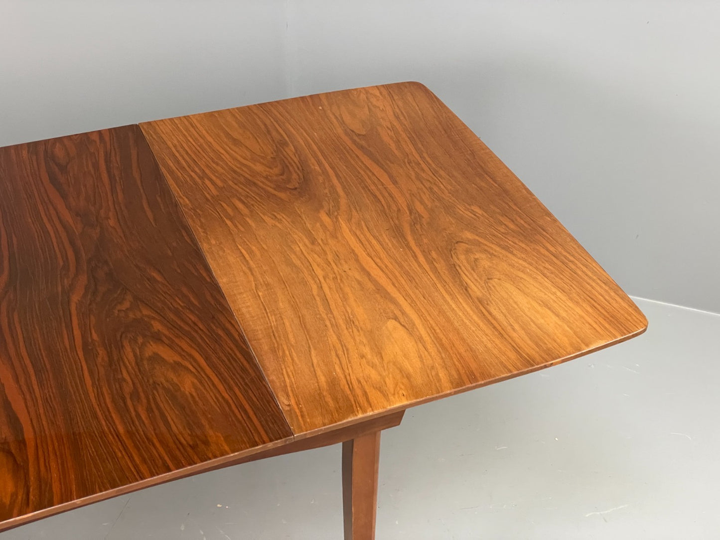 Vintage 1960s Dining Table Walnut Extending Mid Century EB11864 MWOO4
