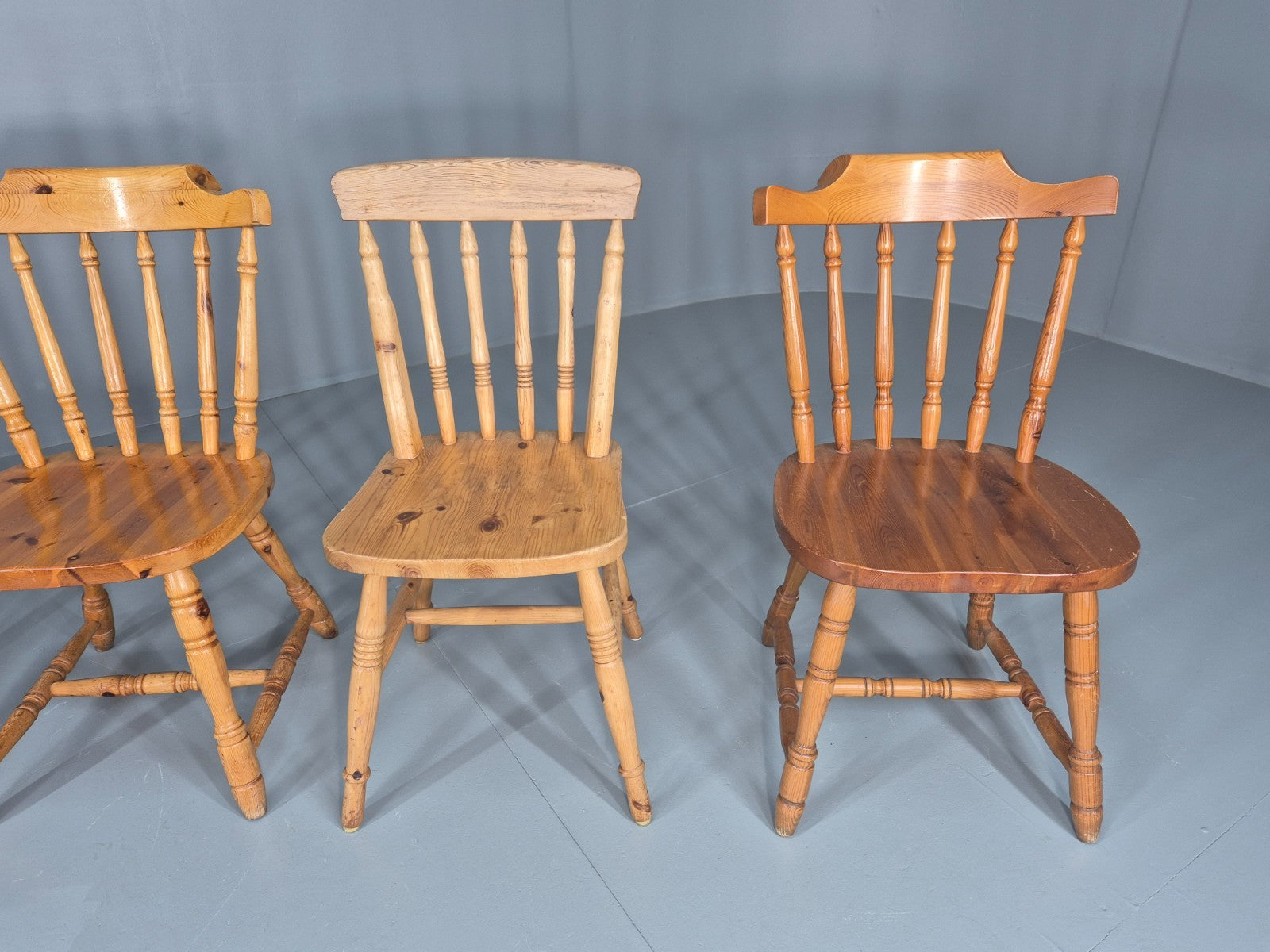 Harlequin set of 4 Vintage Pine Dining Chairs 1980s Retro EB11744 VDIN6