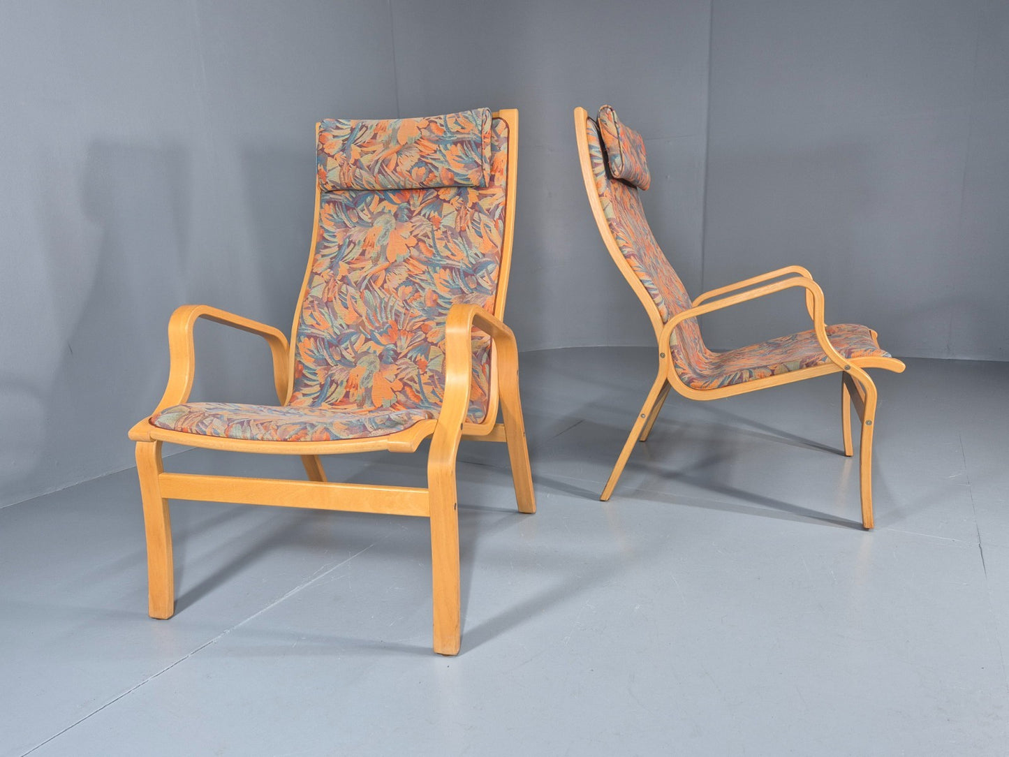 2  Vintage Bentwood Lounge Chairs Finn Ostergaard 1980s Retro MCM EB111339 MBEN1