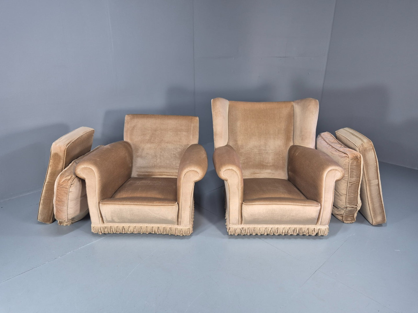 1970s Luxury Lounge Chairs Lowback and Wingback Gold Velour Retro  EB10631 VCLO11