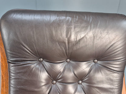 2 vintage Bentwood Leather `lounge Chairs Norway Jon Hjortdal 1970s EB9257 MBEN - UKDK FURNITURE
