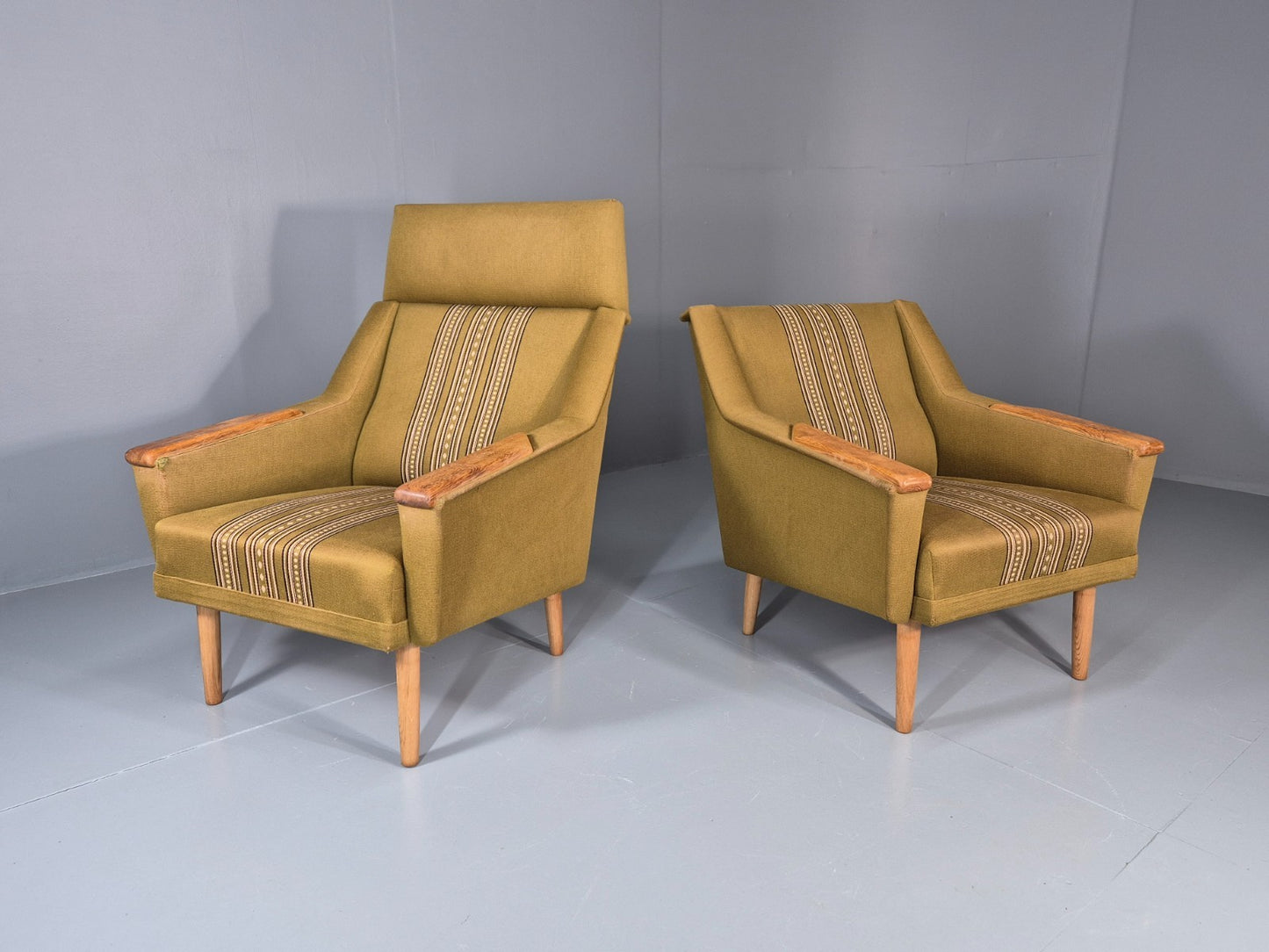 2 1970s Danish Lounge Chairs Green Wool Oak Details Retro Quality EB11408 MNOR1