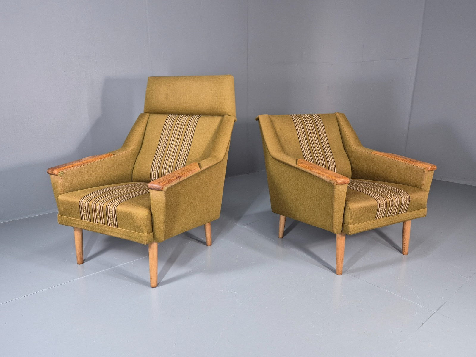 2 1970s Danish Lounge Chairs Green Wool Oak Details Retro Quality EB11408 MNOR1