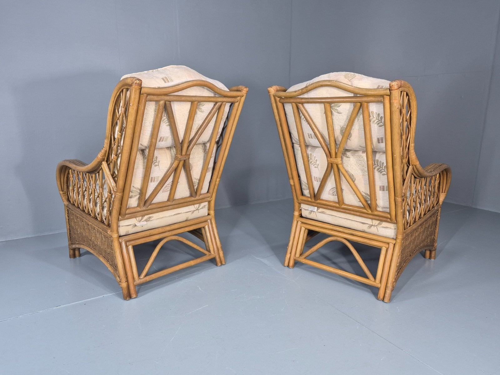 2 Vintage Rattan Conservatory Chairs 1990s Retro EB11286 VBER10