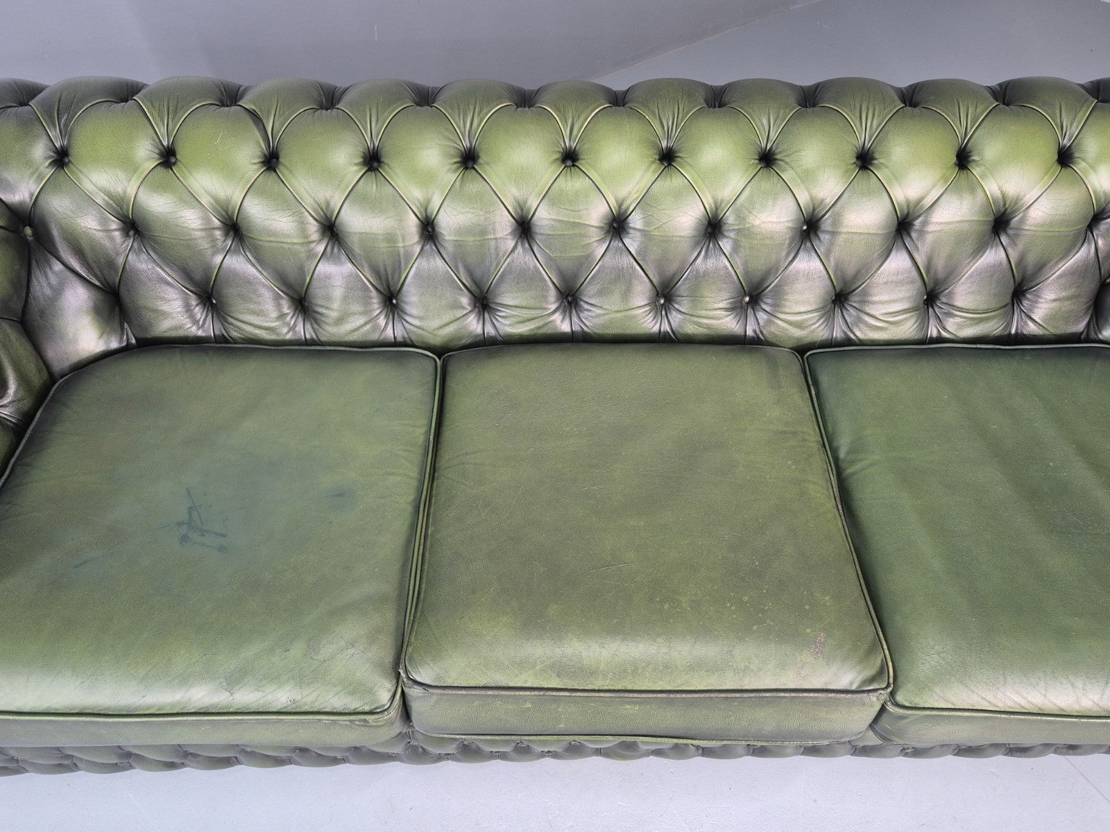 3 Seater Chesterfield Sofa Green Leather Studded Vintage EB11030 VCHE6