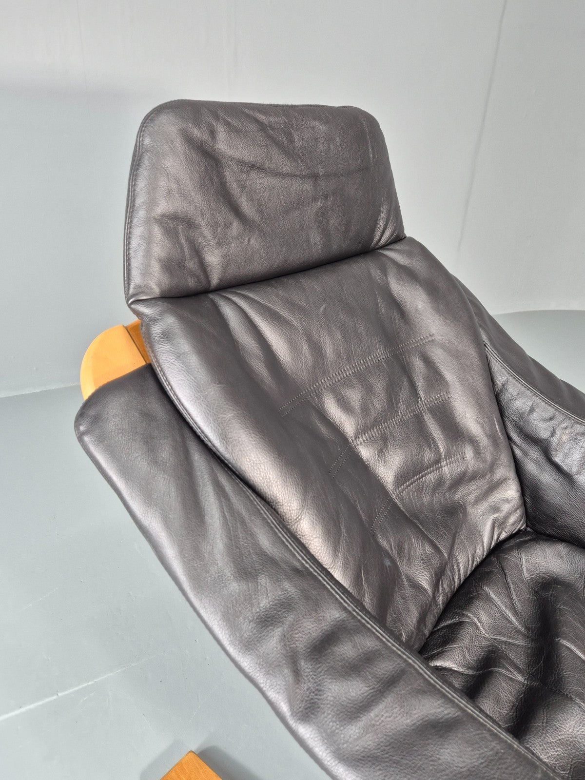 Skippers Apollo Leather Lounge Chair Bentwood Frame 1980s Retro MCM EB11290 MBEN8