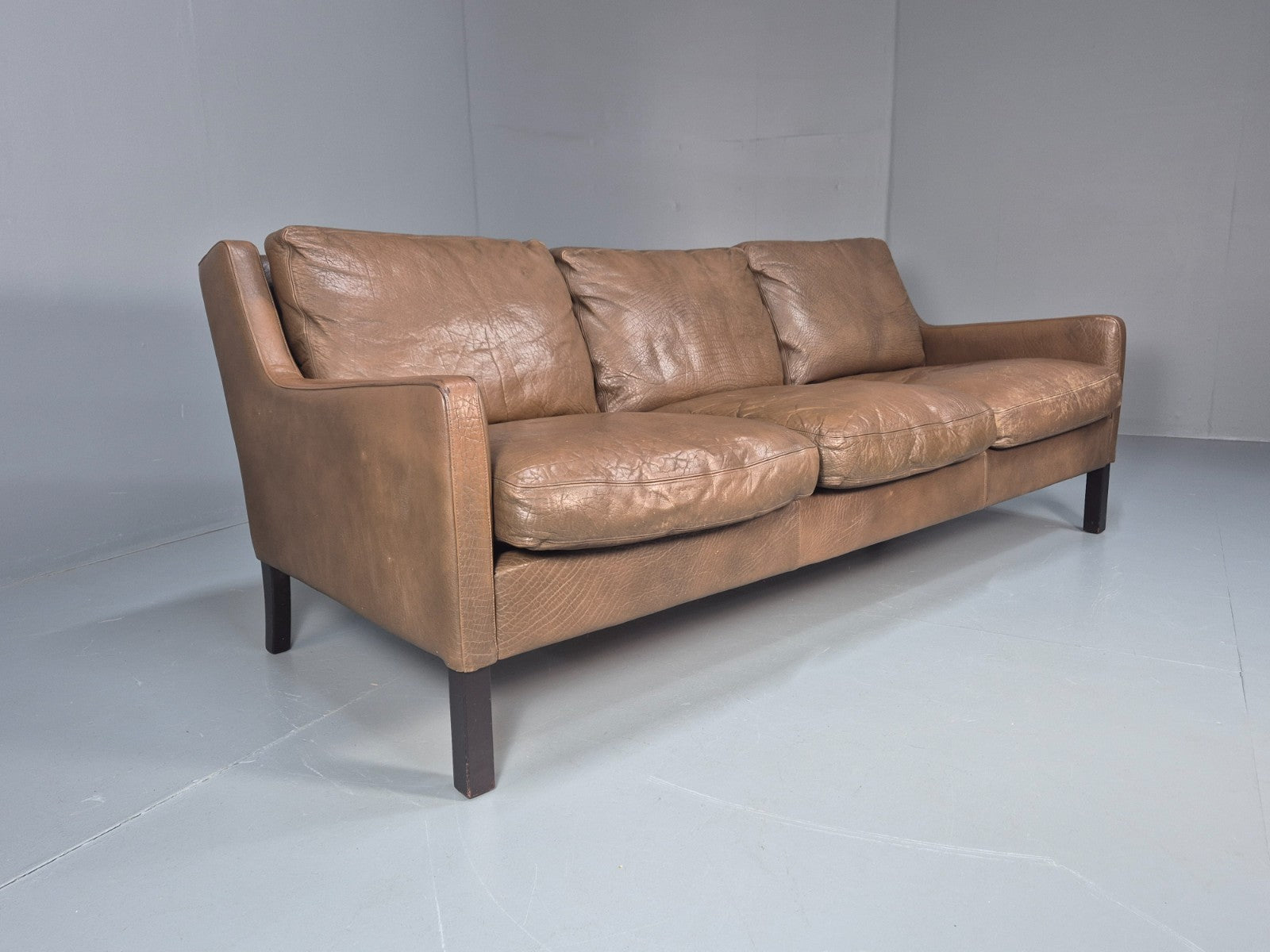 1970s Three Seater Danish Settee Vintage Mogensen Style Leather MCM EB10634 M3SS1