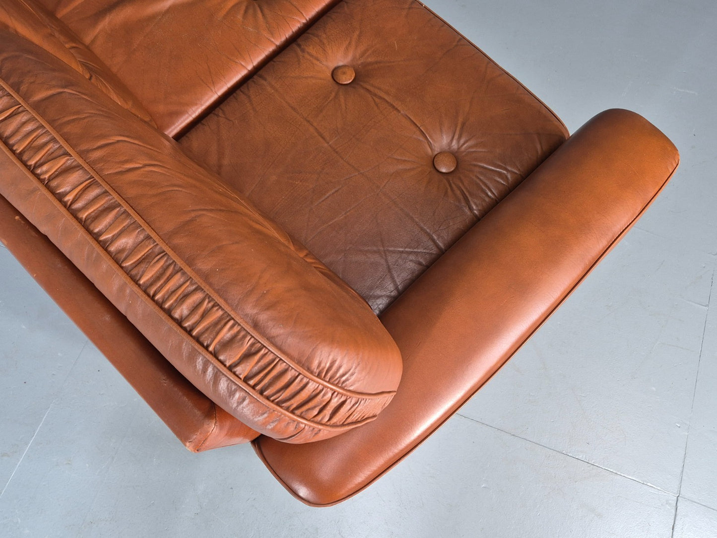 Vintage Danish 3 seater Settee 1970s Danish Tan Leather Retro MCM EB11638 M3SS11