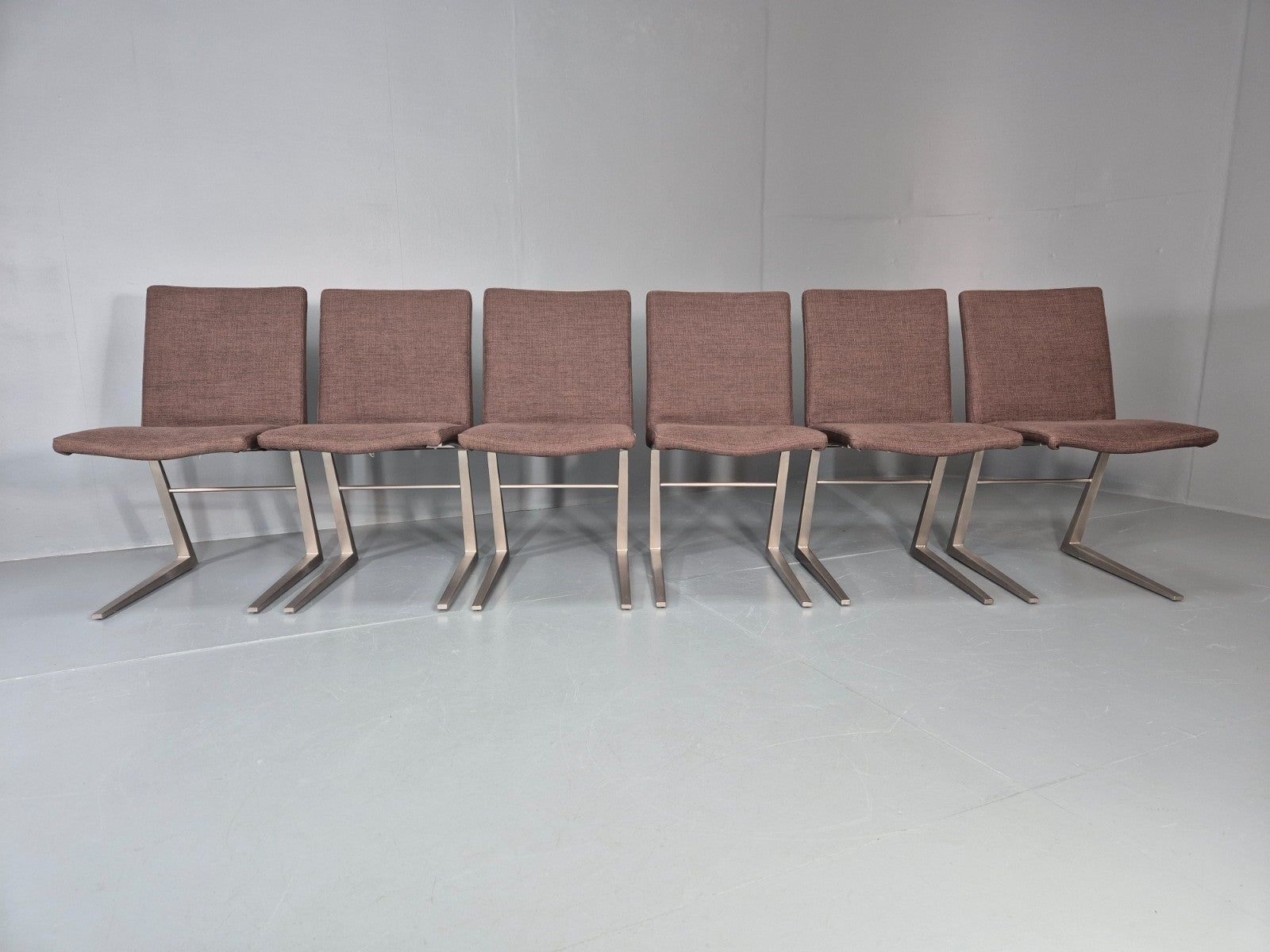 6 Vintage BoConcept Dining Chairs Mariposa Cast Alloy Frame EB11230 MDIN4