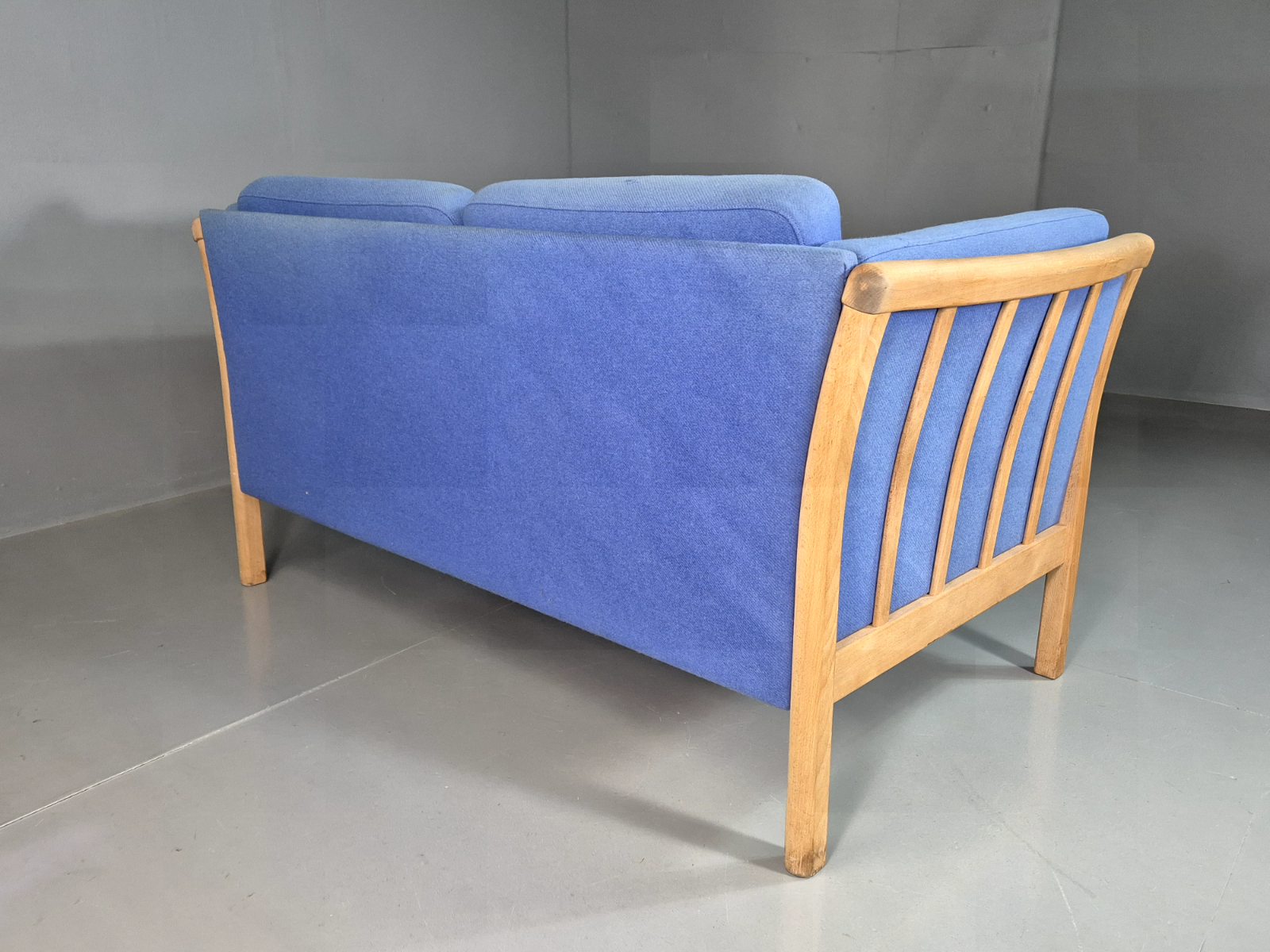 2 Seat Sofa Vintage Danish Blue Wool Beech Frame 1980s Retro MCM EB7333 M2SS12