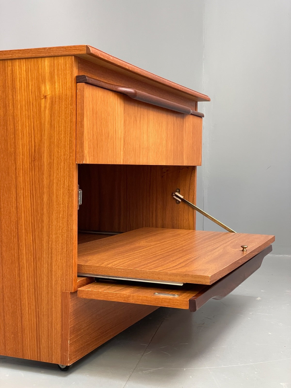 Vintage Teak Media Unit 1970s Retro Drawer EB10010 MWOO - UKDK FURNITURE