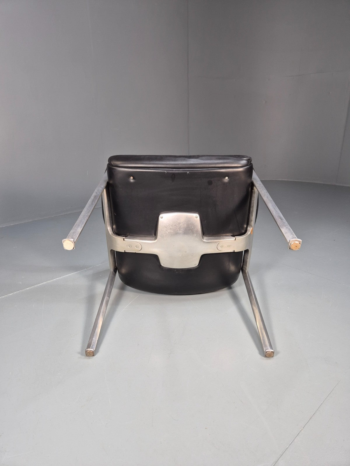 Roder Sohne Leather and Aluminium Boardroom Chair 1960s Retro MCM EB10645 MNOR12