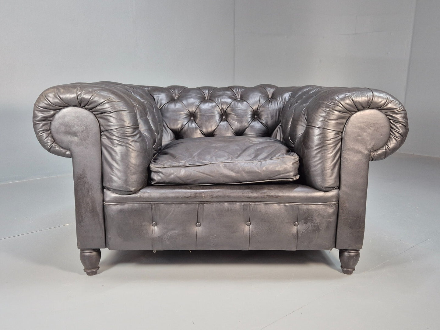 Vintage Black Leather Chesterfield Chair EB9471 VLEA - UKDK FURNITURE