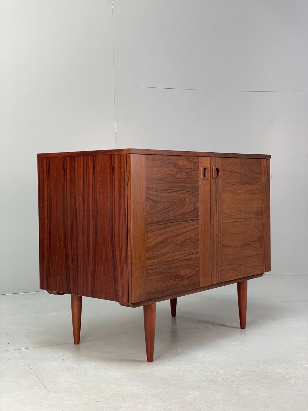 Vintage Danish Storage Cabinet Adjustable Shelf Retro EB8846 MWOO - UKDK FURNITURE