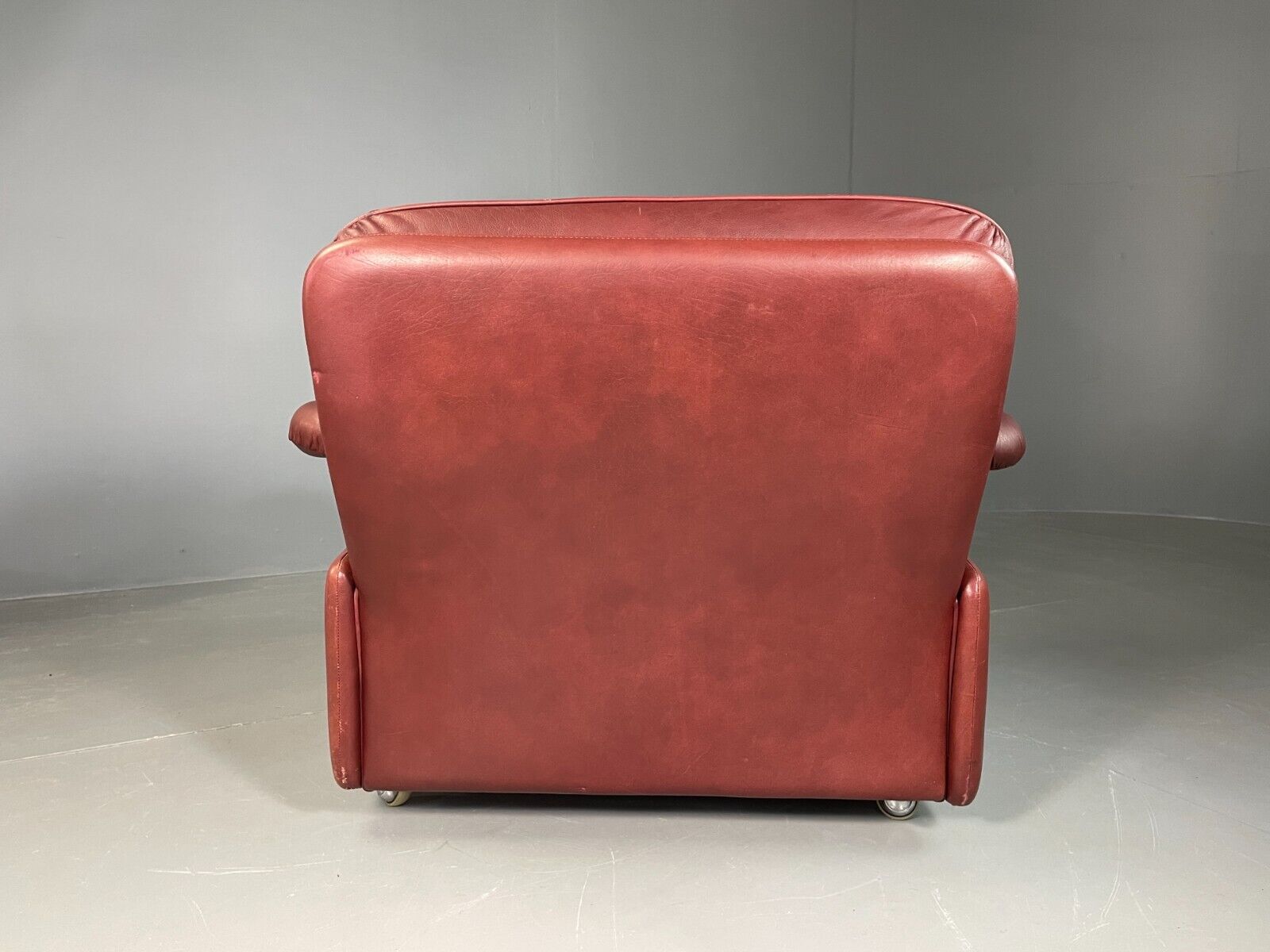 Vintage Danish Lounge Chair Cognac Leather Skippers MCM Retro EB6956 MNOR - UKDK FURNITURE