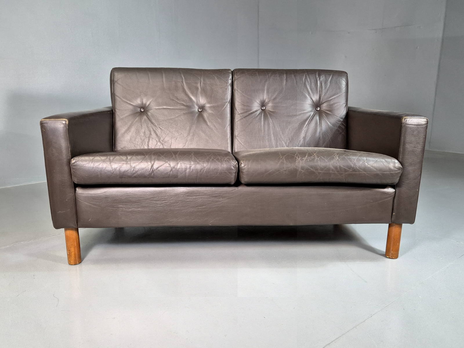 2 Seat Sofa Vintage Danish Brown Leather 1970s Retro MCM EB7314 M2SS2