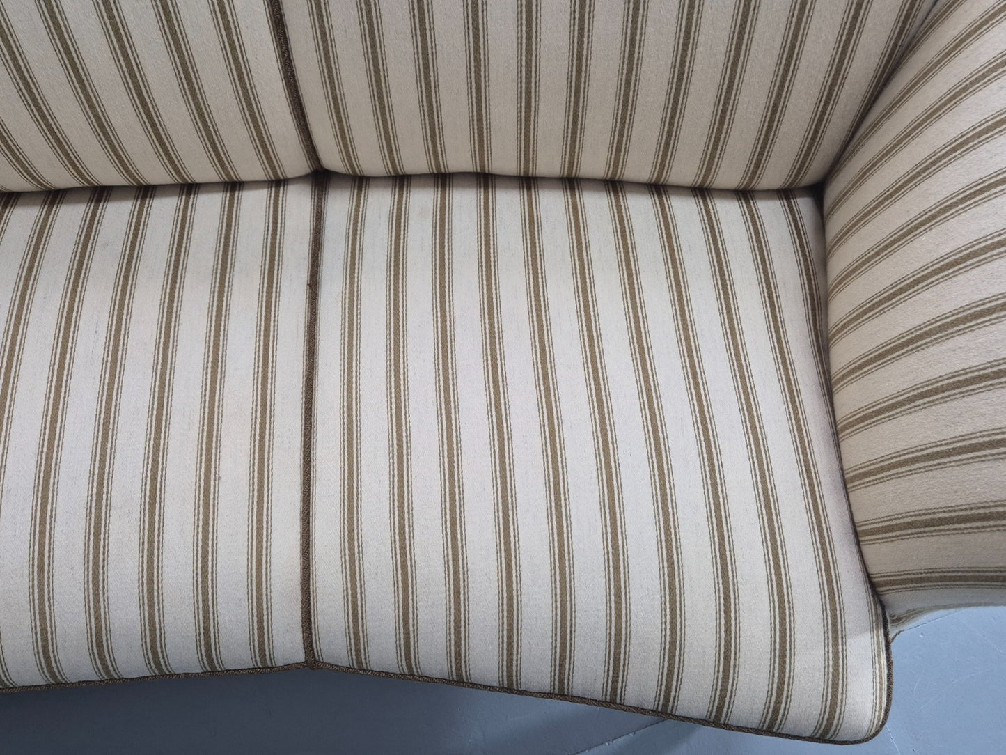 Three Seater Art Deco Curved Sofa 1930s Vintage Cream Green Wool  EB10799 V3SS18