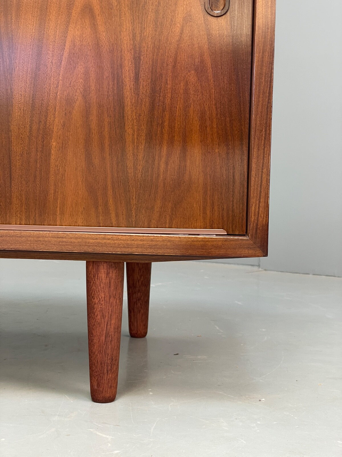 Vintage Danish Compact Sideboard By Hundevad Shelving Retro 1970s EB9442 MWOO - UKDK FURNITURE
