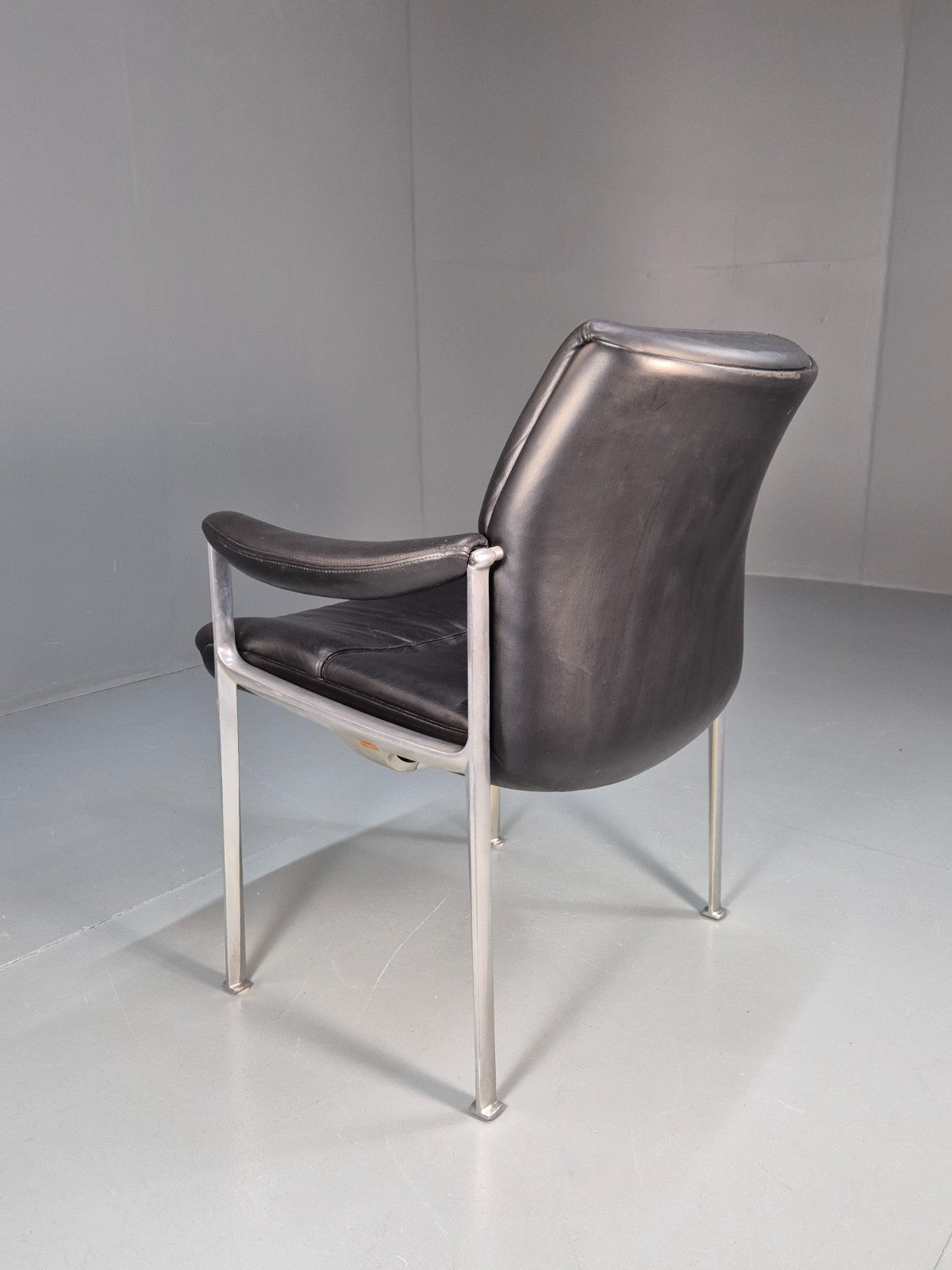Roder Sohne Leather and Aluminium Boardroom Chair 1960s Retro MCM EB10616 MNOR12