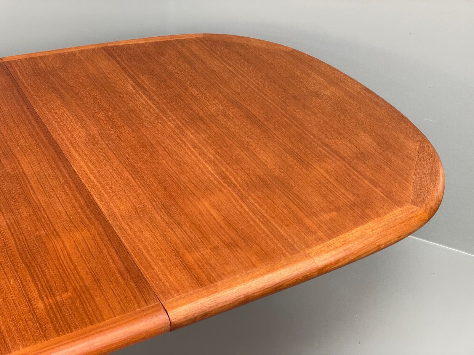 Teak Extending Dining Table Oval Vintage Danish Edvard Valentinsen EB9753 MWOO - UKDK FURNITURE