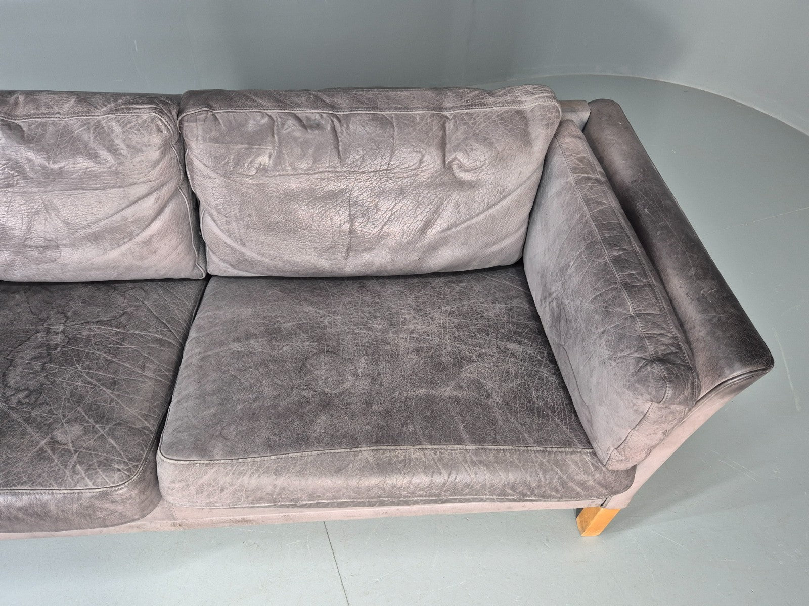 Vintage Mogens Hansen 2.5 Seat Settee Grey Leather 1980s Retro EB11644 M3SS6