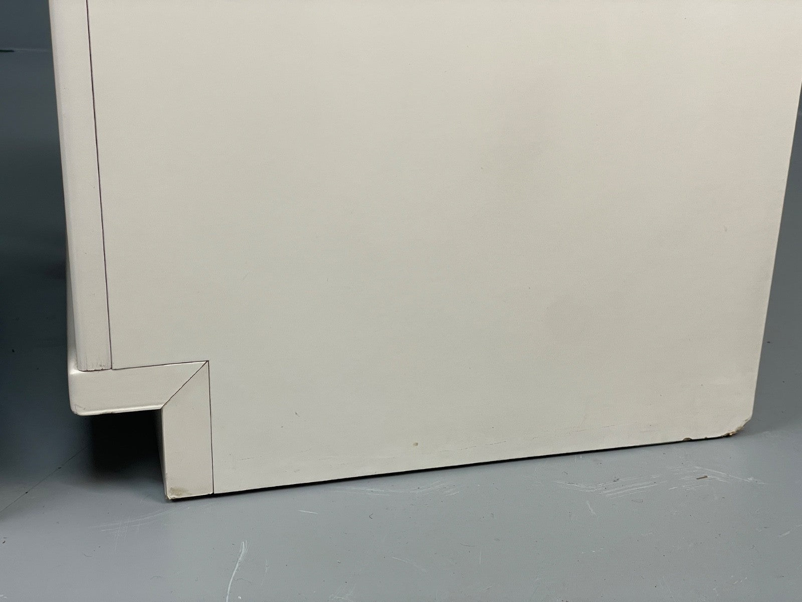 Vintage White Bedside Cabinets Pair By Hulsta Germany Retro 1980s EB11045 MWOO16