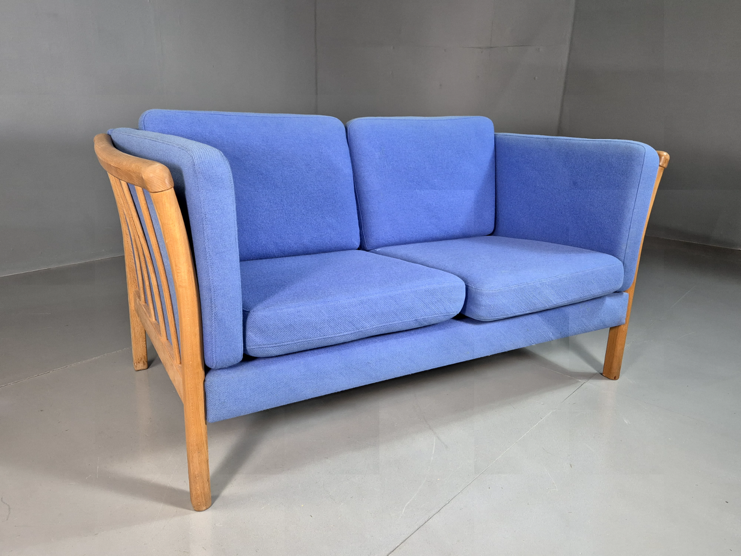 2 Seat Sofa Vintage Danish Blue Wool Beech Frame 1980s Retro MCM EB7333 M2SS0