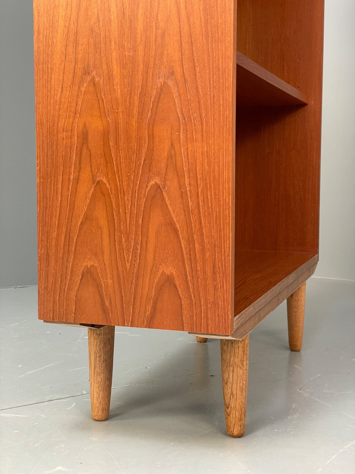 Vintage G-Plan Teak Tall Bookcase Adjustable Retro Shelving Storage EB10000 MWOO - UKDK FURNITURE