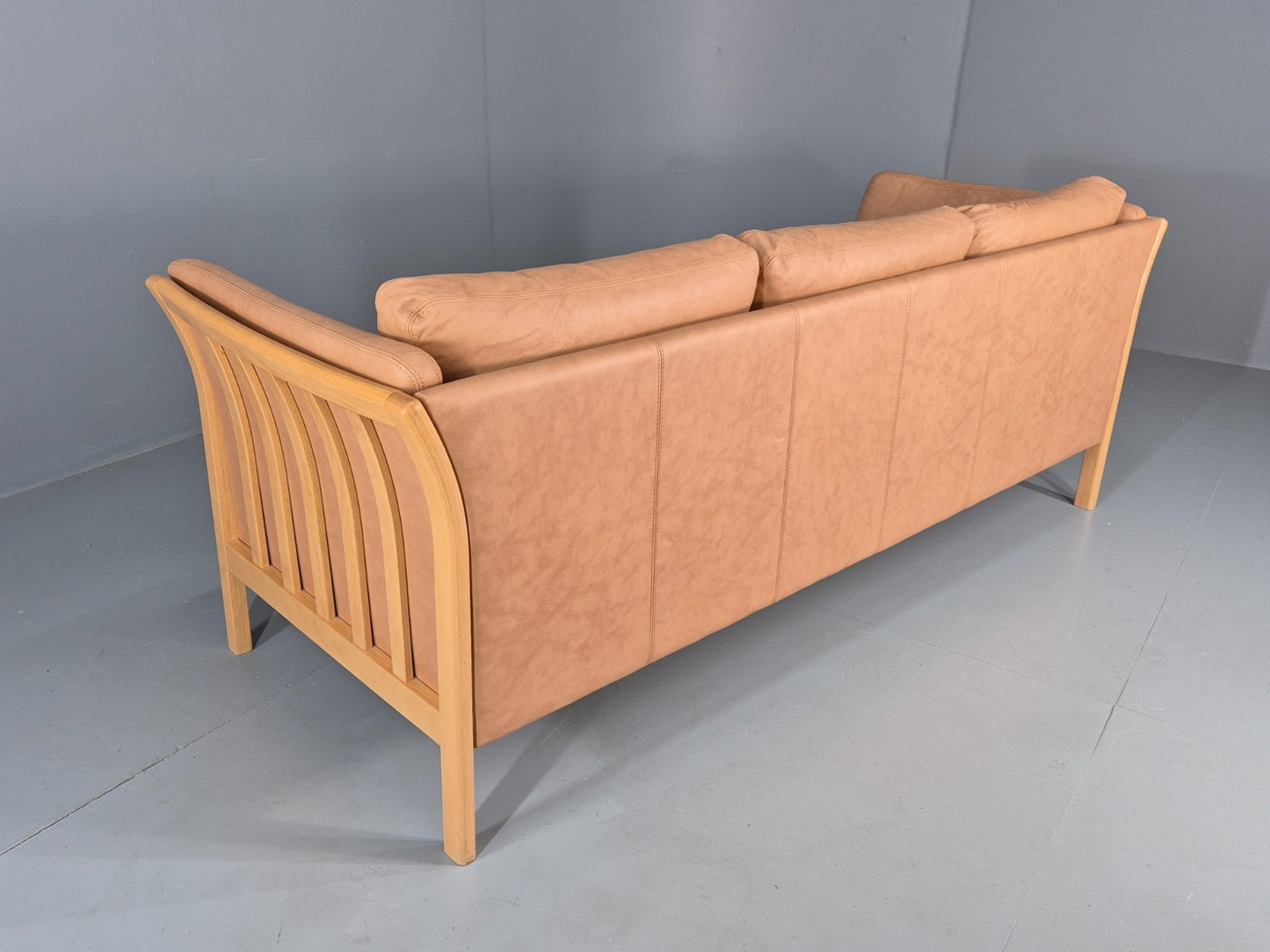 Vintage 3 Seater Sofa Danish Light Tan Leather Beech Skalma  Retro EB11914 M3SS21