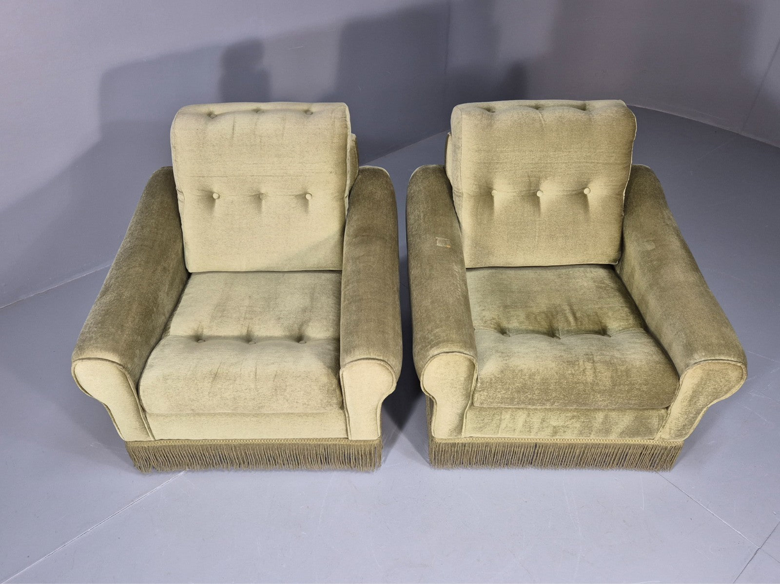2 Retro 1970s Lounge Chairs Green Velour Vintage Danish Design EB10749 VCLO4