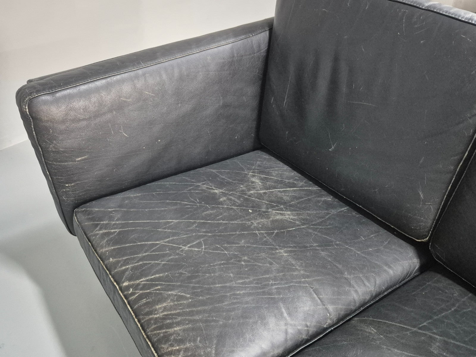 Vintage 3 Seat Sofa Danish Black Leather Mid Century Retro 1980s EB10073 M3SS23