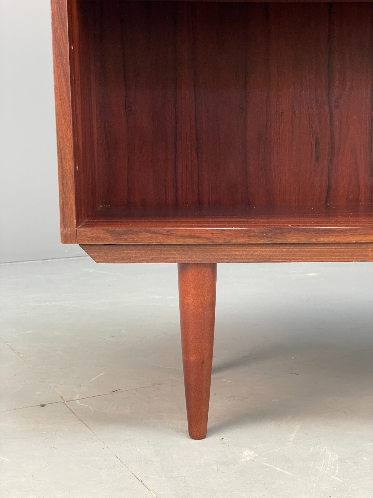 Vintage Danish Small Bookshelf Adjustable Retro Storage EB9102 MWOO - UKDK FURNITURE