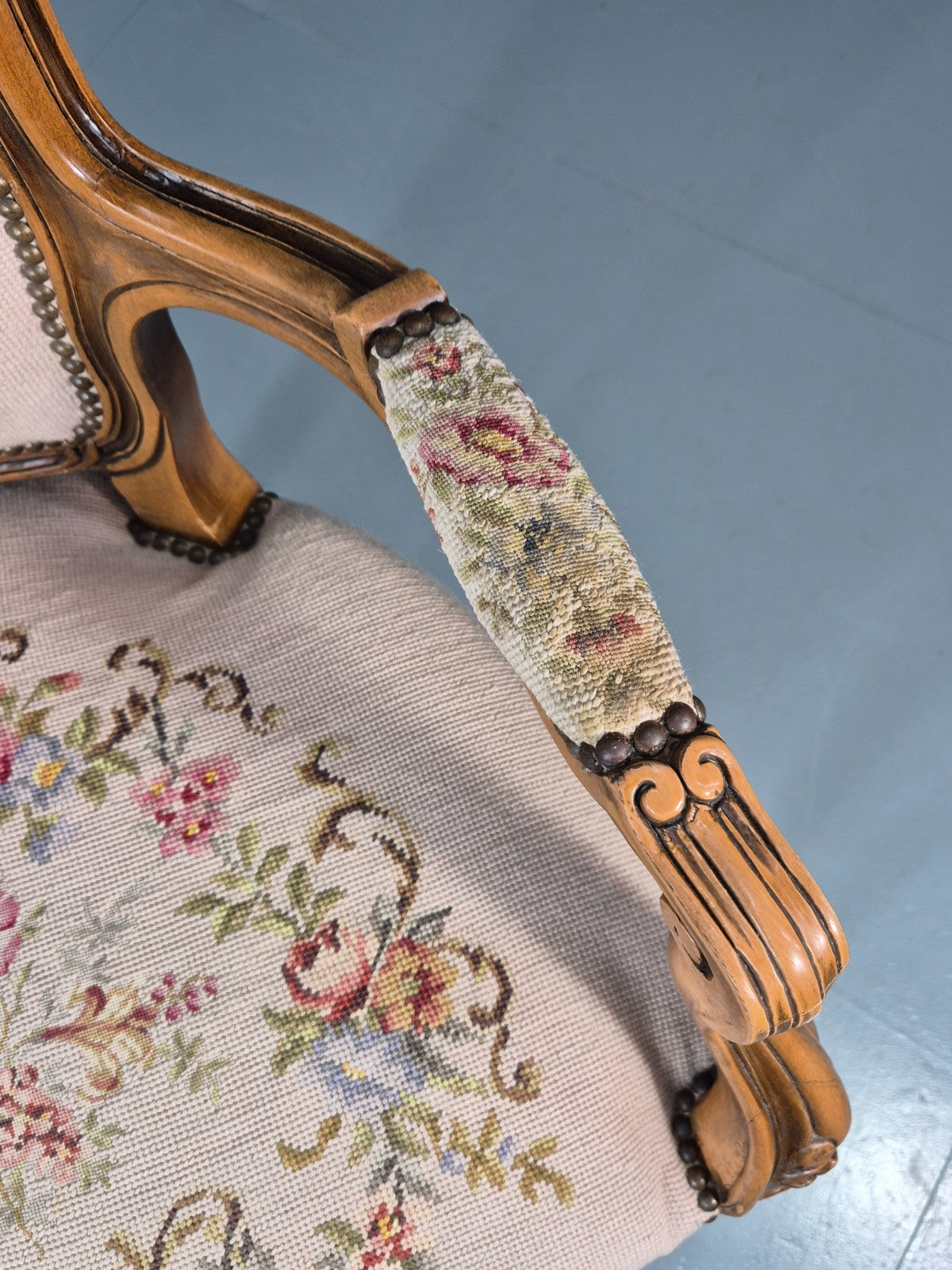 French Rococo Fauteuil Chair Floral Embroidered 1960s Retro EB10777 VDIN3