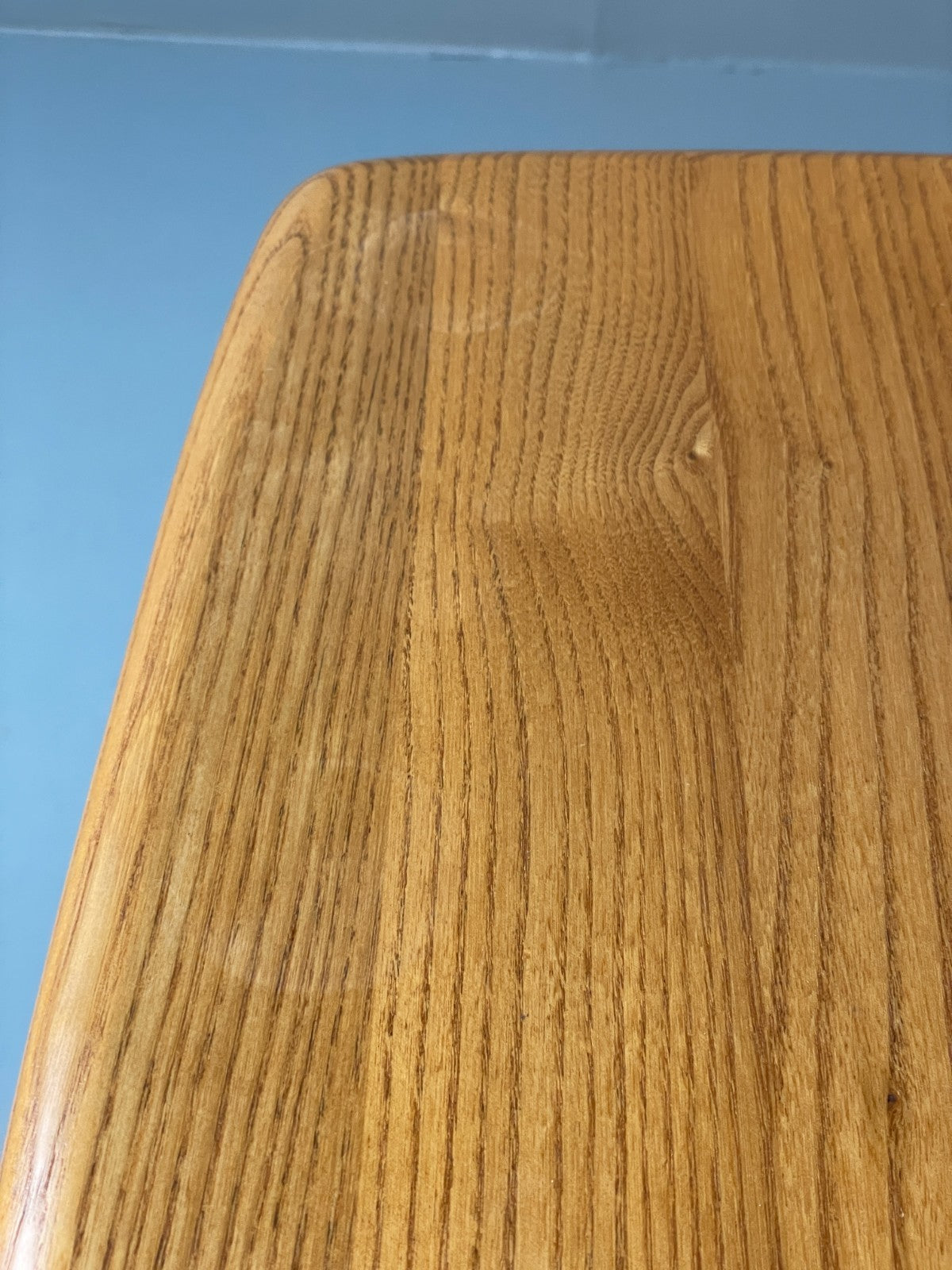 Vintage Ercol Side Table - Solid Light Elm Magazine Rack Country EB10978 MWOO7