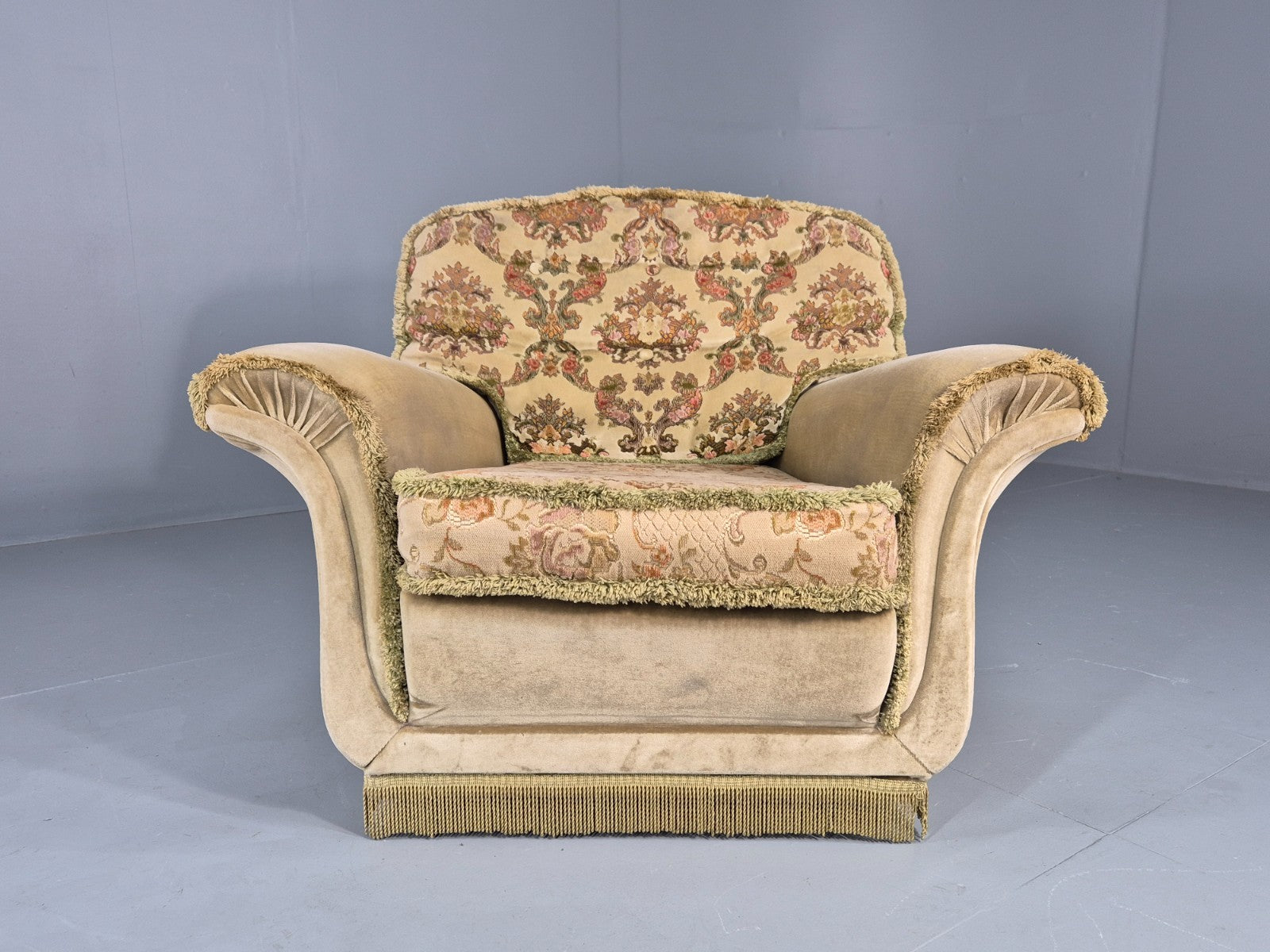 Vintage 1960s Luxury Lounge Chair Green Velour Floral Seat Retro  EB11779 MNOR2