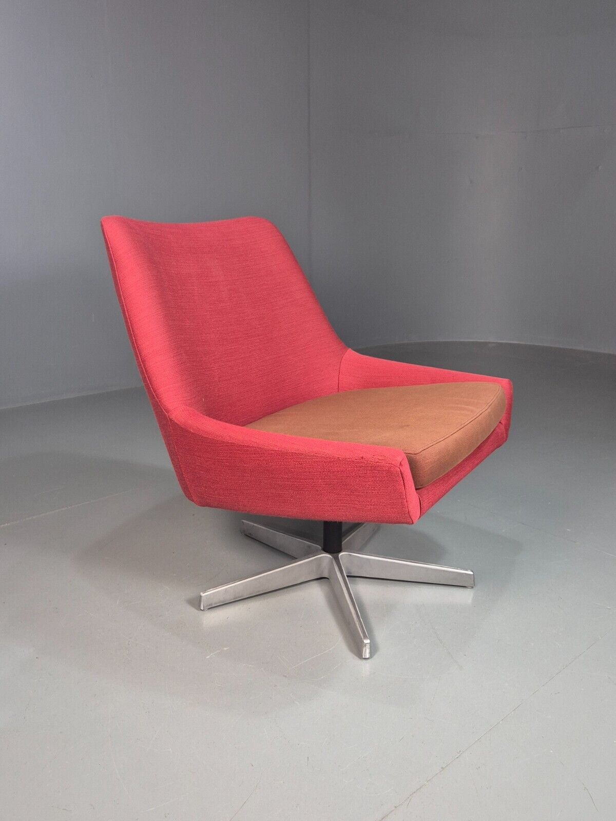 Vintage Swedish Swivel Chair Red Wool Ihreborn 1970s Retro EB7900 MSWI - UKDK FURNITURE