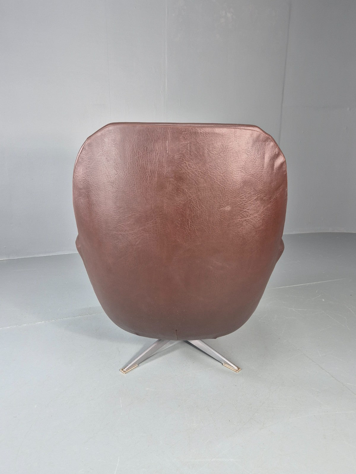 Retro Swivel Bucket Chair 1970s Denmark Brown Vinyl Mid Century EB11415 MSWI6