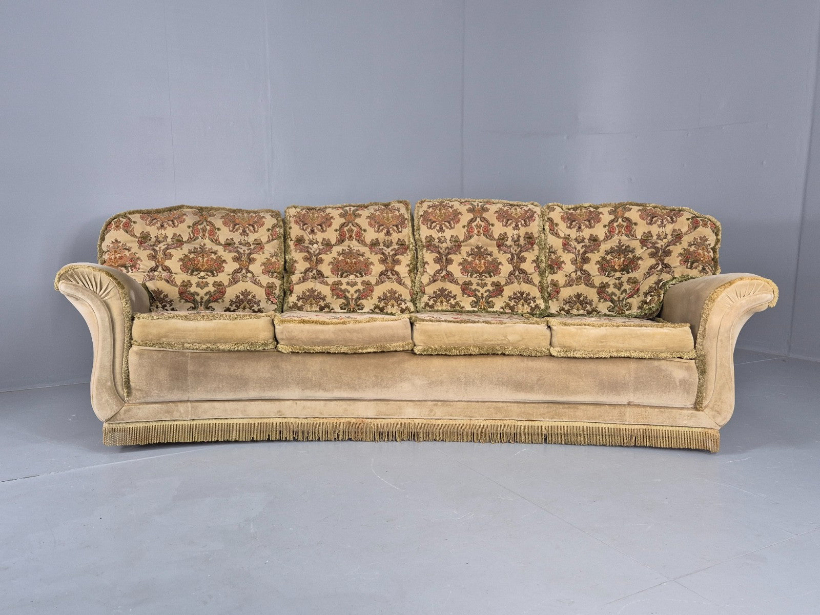 Vintage 4 Seater Sofa 1970s Retro Curved Green Velour EB11780 M4SS6
