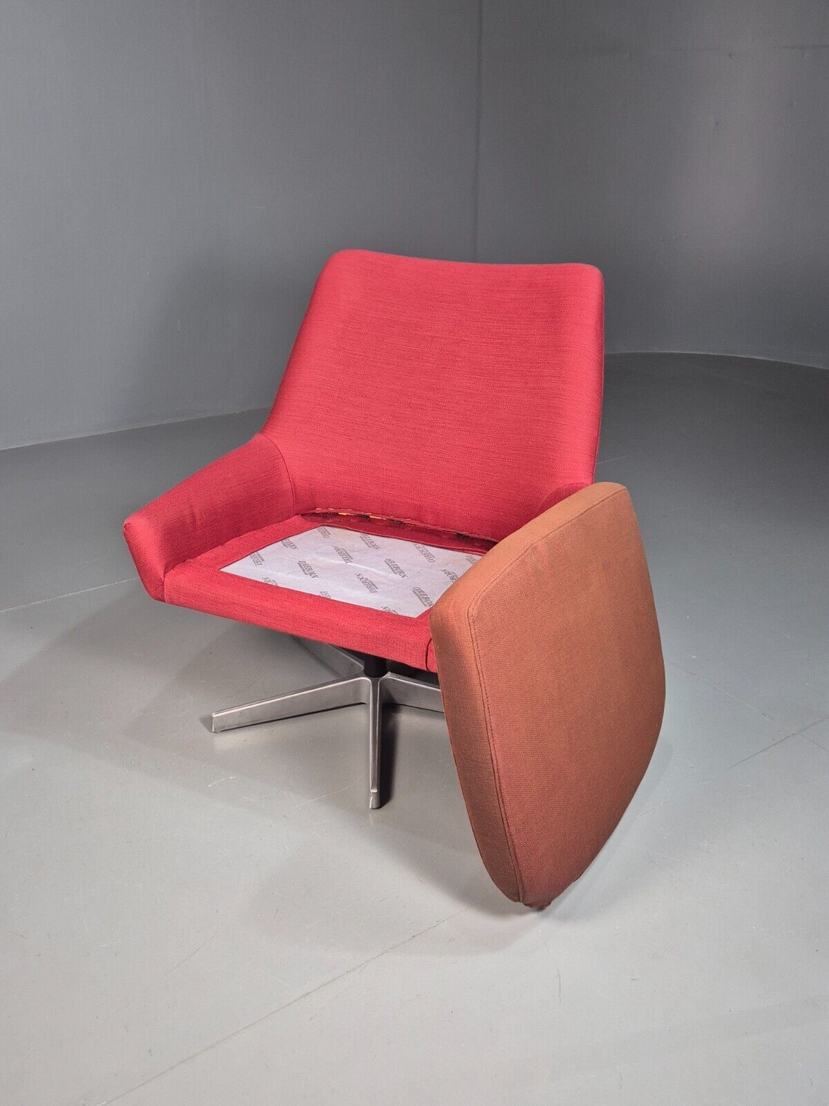 Vintage Swedish Swivel Chair Red Wool Ihreborn 1970s Retro EB7900 MSWI - UKDK FURNITURE