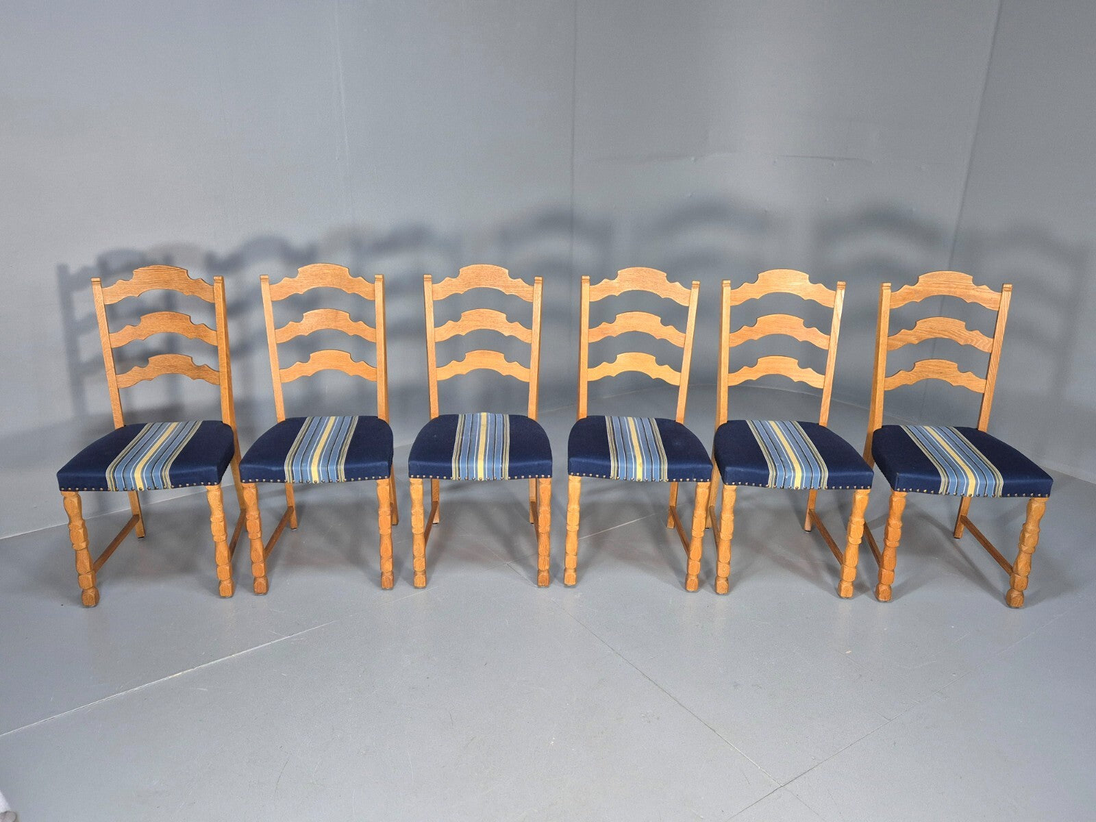 Six Oak Dining Chairs Blue Fabric Henning Kjaernulf Style Vintage EB9361 MDIN - UKDK FURNITURE