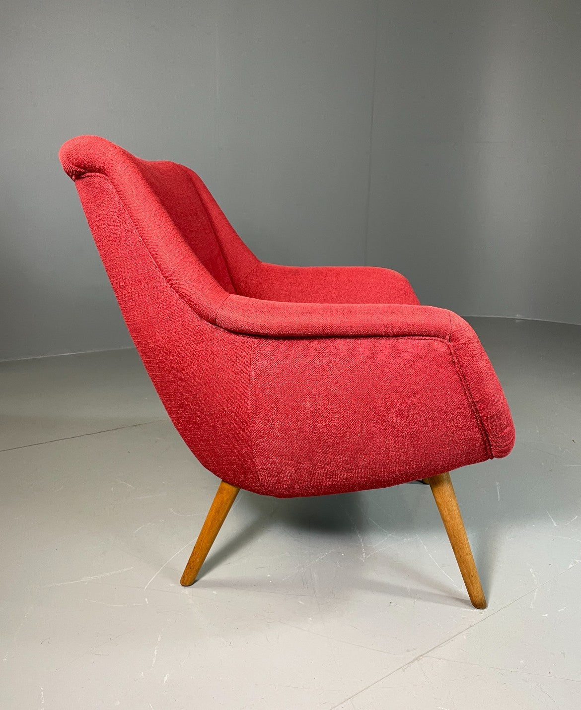Mid Century Lounge Chair Scandinavian Red Wool Upholstery Vintage EB6423 MNOR5