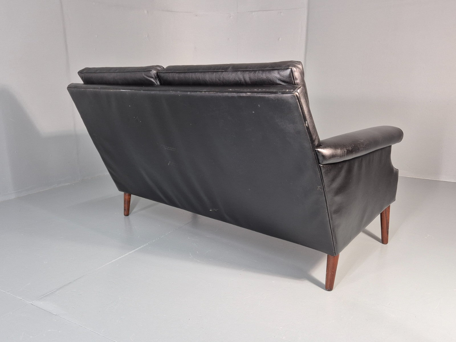 Vintage 1960s Two Seater Leather Sofa Retro Mid Century Danish EB11379 M2SS16