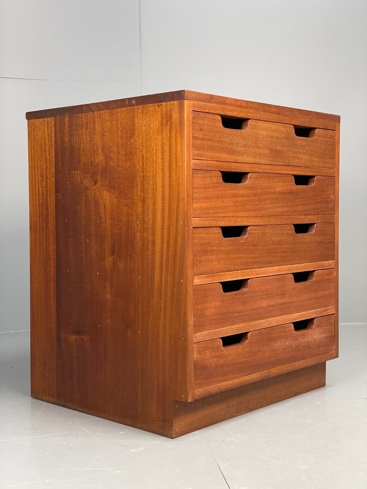 Vintage Chest Of Drawers 1950s Chunky Solid Mahogany Mid Century EB11559 MWOO3