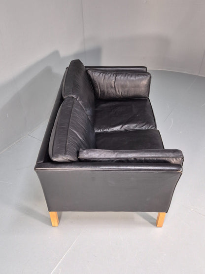 Retro Danish Two Seater Sofa Danish Black Leather 1980s MCM EB10120 M2SS11