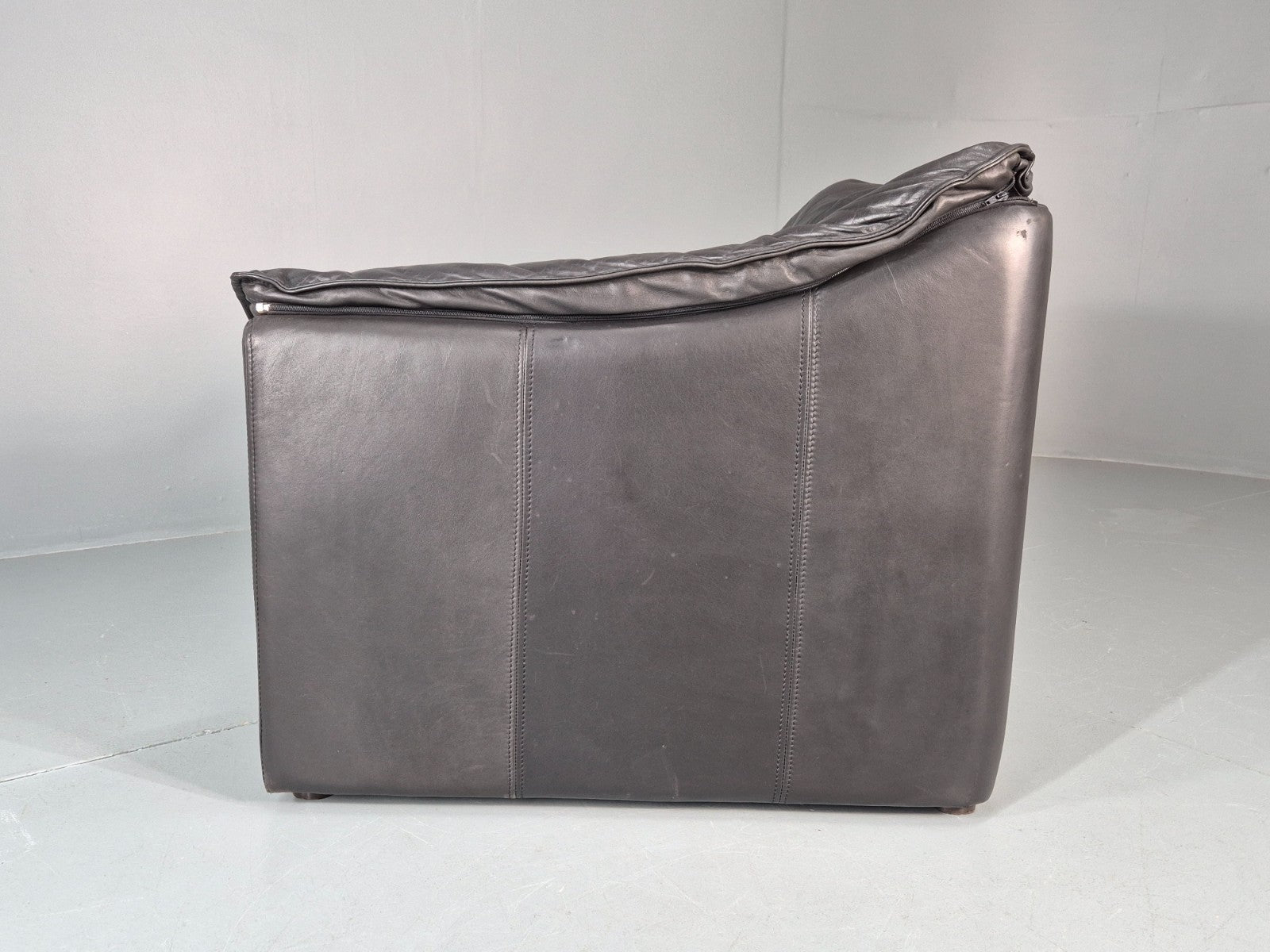 Vintage Thams Two Seater Sofa Black Leather 1980s Retro  EB11254 M2SS14