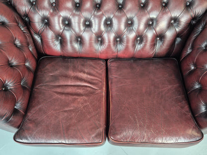 Two Seat Vintage Chesterfield Sofa Red Leather 1980s Retro EB11360 VCHE8